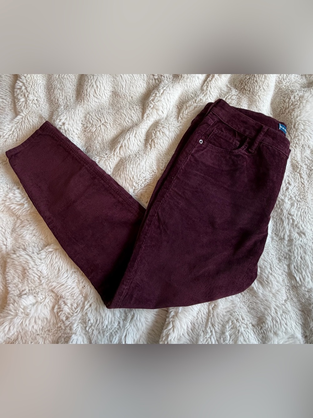 Old Navy Rockstar Super Skinny Corduroy Pants Burgundy 12 Petite NWT